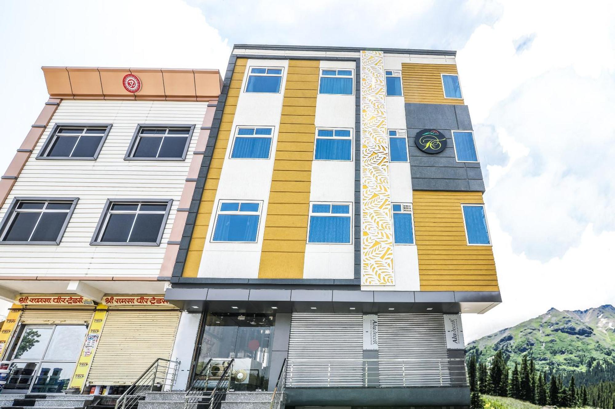 Oyo15374普什卡山麓酒店 阿杰梅尔 外观 照片